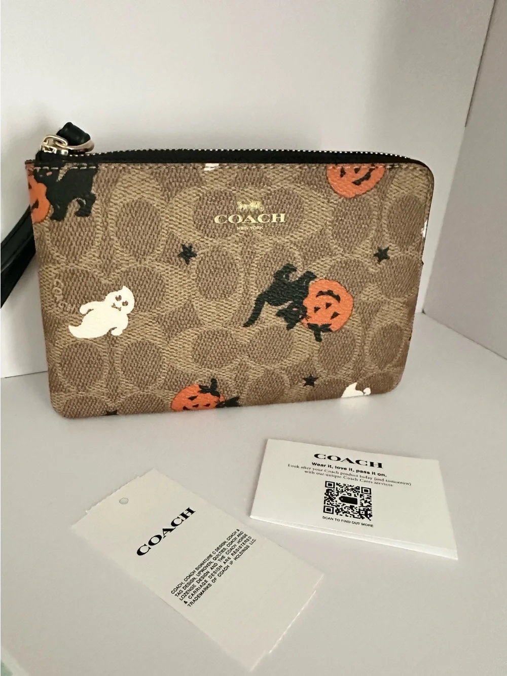 New~ COACH Halloween Print Wristlet/ Wallet (Rare!)